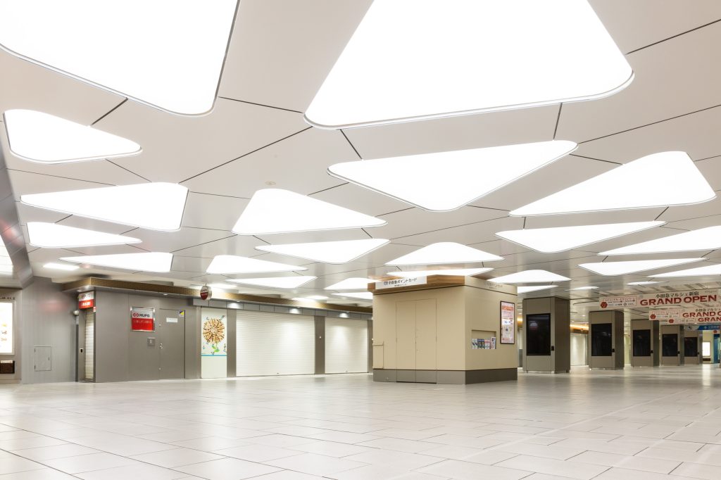 新宿駅西口地下リニューアル